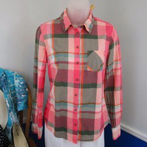 Old Navy Plaid Button Down Patch Pocket Long Sleeve Shirt